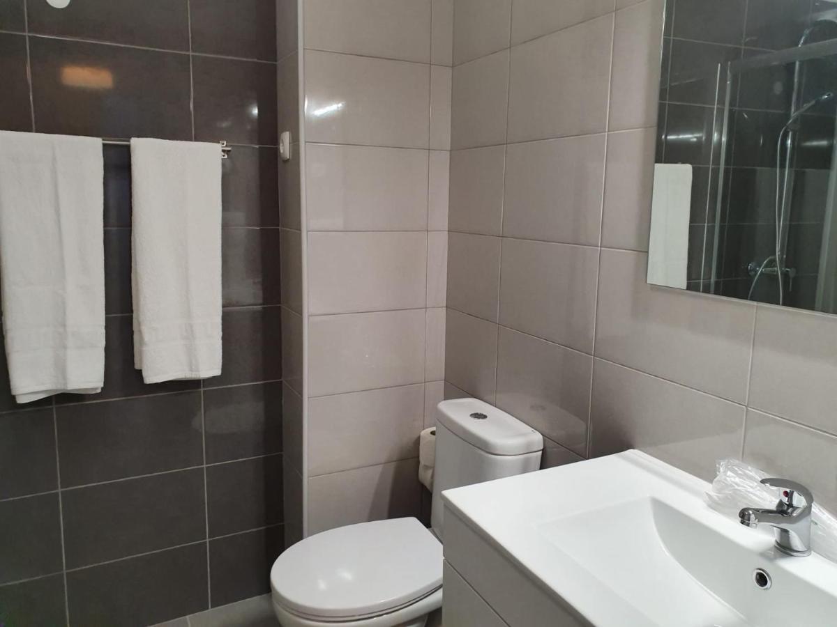 Varandas Do Mar 3- Remodelado, Wifi, 150Mt Praia Quarteira Exteriör bild